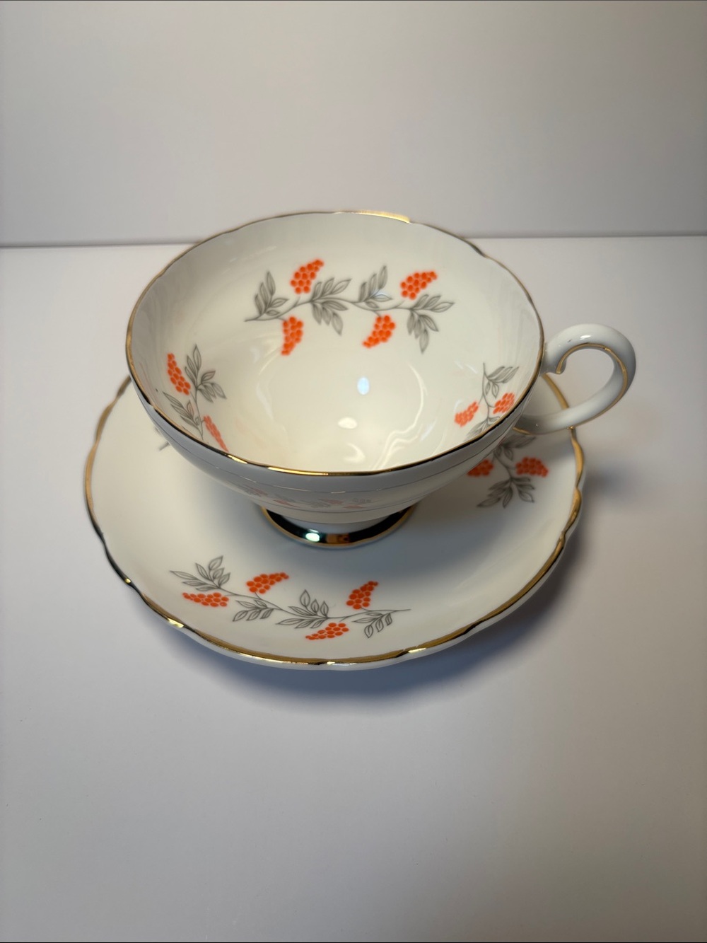 Vintage Crown Staffordshire England white Orange Berries Teacup Saucer 1930’s